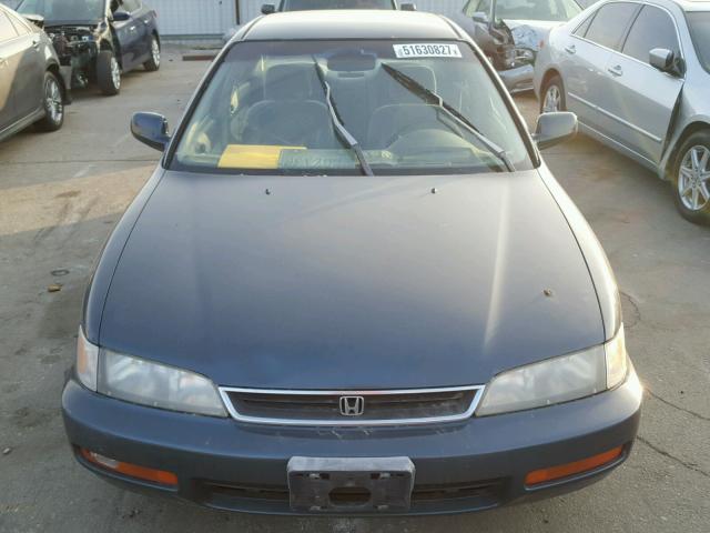 1HGCD5639TA024409 - 1996 HONDA ACCORD LX GREEN photo 9