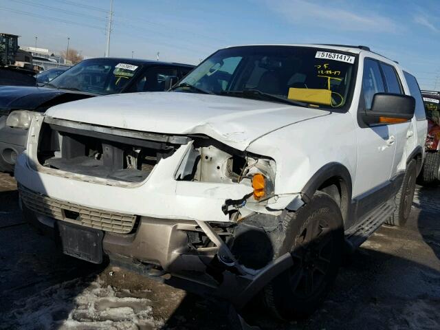 1FMFU18L23LA15794 - 2003 FORD EXPEDITION WHITE photo 2