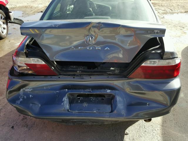 19UUA56602A027852 - 2002 ACURA 3.2TL GRAY photo 9