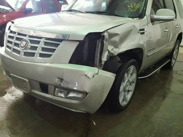 1GYFK63837R175383 - 2007 CADILLAC ESCALADE L SILVER photo 9