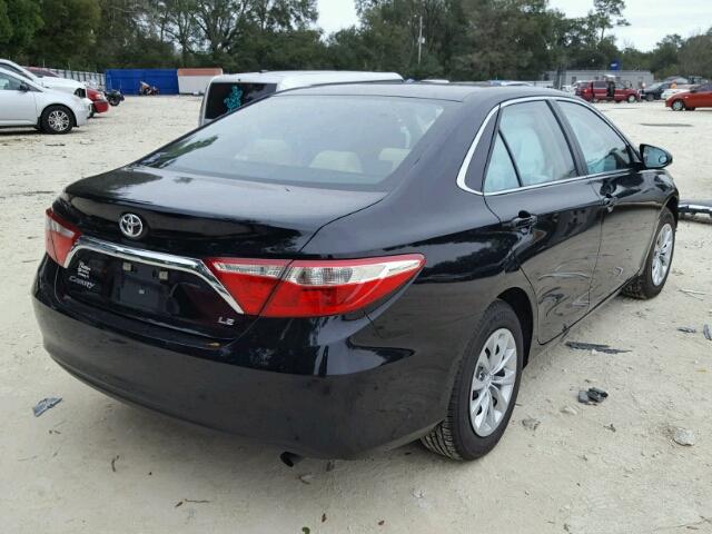 4T1BF1FK4HU447579 - 2017 TOYOTA CAMRY LE BLACK photo 4