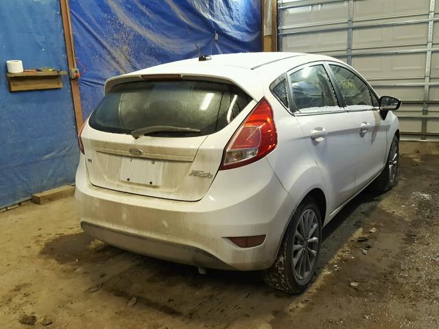 3FADP4EJ7EM100483 - 2014 FORD FIESTA SE WHITE photo 4