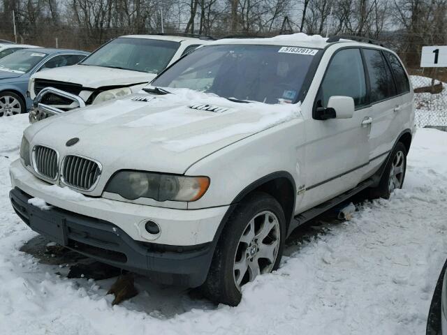 WBAFB33561LH23865 - 2001 BMW X5 4.4I WHITE photo 2