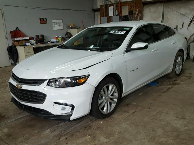 1G1ZD5ST3JF149932 - 2018 CHEVROLET MALIBU LT WHITE photo 2