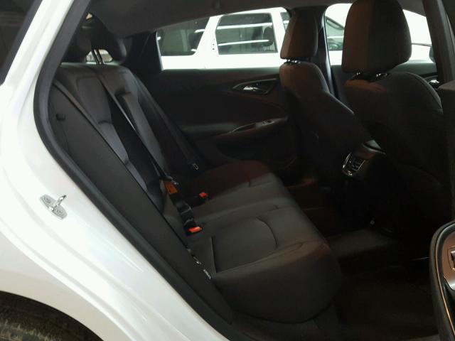 1G1ZD5ST3JF149932 - 2018 CHEVROLET MALIBU LT WHITE photo 6