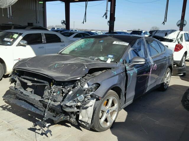 3FA6P0HR0DR342939 - 2013 FORD FUSION SE GRAY photo 2