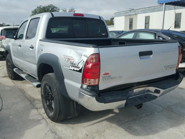 5TEJU62N58Z534241 - 2008 TOYOTA TACOMA DOU SILVER photo 3