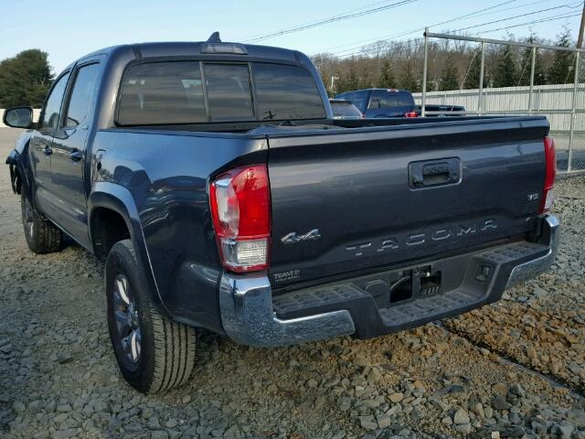 5TFCZ5AN3GX018889 - 2016 TOYOTA TACOMA DOU GRAY photo 3