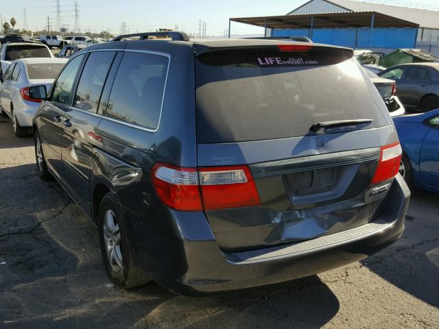 5FNRL38755B028452 - 2005 HONDA ODYSSEY EX BLUE photo 3