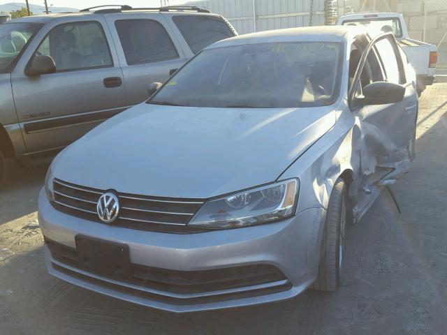 3VW2K7AJ9FM231257 - 2015 VOLKSWAGEN JETTA BASE SILVER photo 2