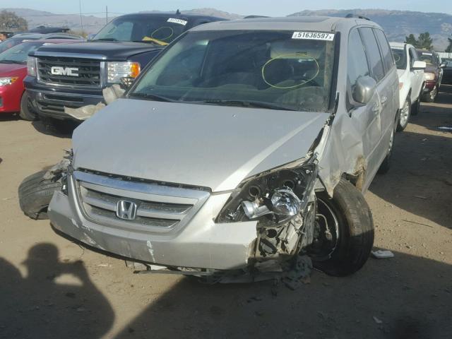 5FNRL38855B009697 - 2005 HONDA ODYSSEY TO SILVER photo 2