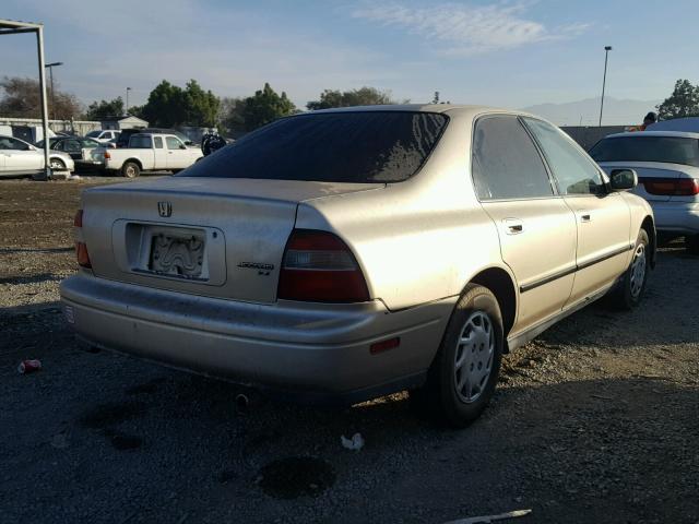 JHMCD5637RC063655 - 1994 HONDA ACCORD LX TAN photo 4