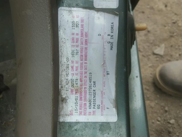 KNADC123726148519 - 2002 KIA RIO GREEN photo 10