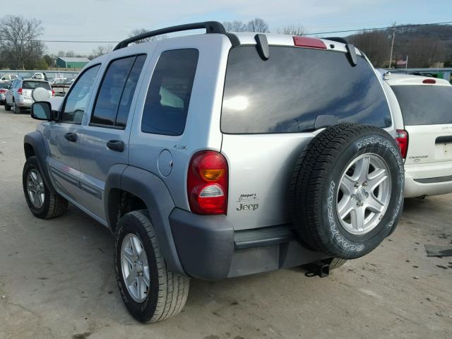 1J8GL48KX2W167977 - 2002 JEEP LIBERTY SP SILVER photo 3