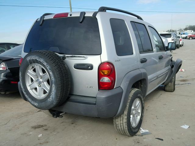 1J8GL48KX2W167977 - 2002 JEEP LIBERTY SP SILVER photo 4