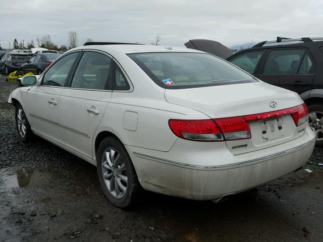 KMHFC46F37A185116 - 2007 HYUNDAI AZERA SE WHITE photo 3