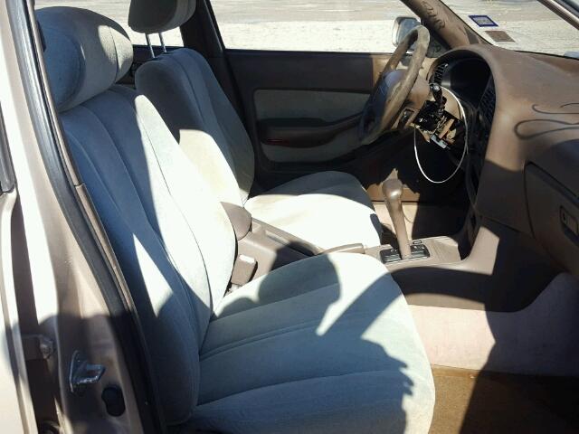 4T1SK12E5PU223702 - 1993 TOYOTA CAMRY LE ოქროსფერი ფოტო 5