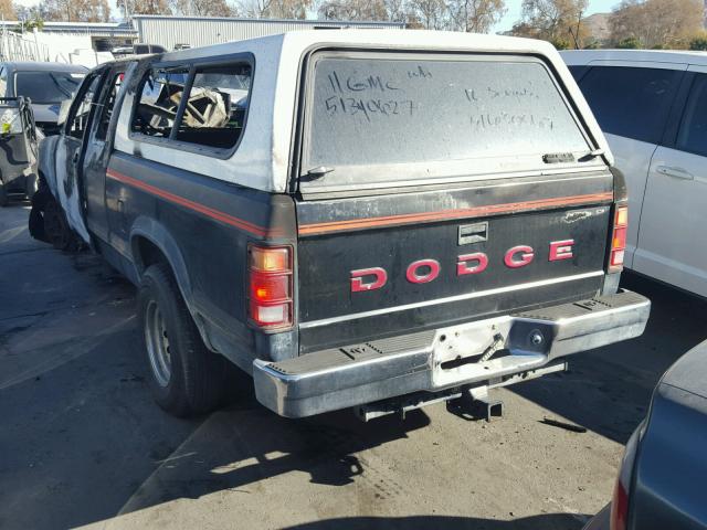 1B7GL23Y1PS157635 - 1993 DODGE DAKOTA BLACK photo 3