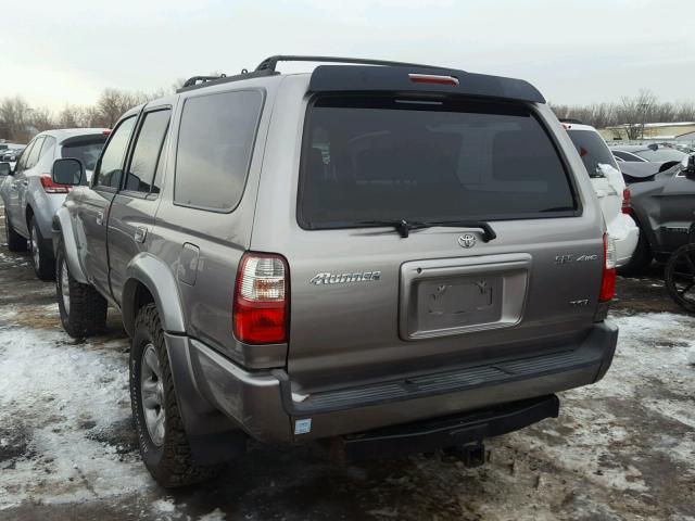 JT3HN86R020387049 - 2002 TOYOTA 4RUNNER SR SILVER photo 3