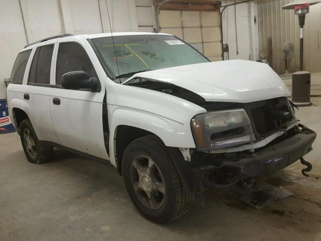 1GNDT13S482225119 - 2008 CHEVROLET TRAILBLAZE WHITE photo 1