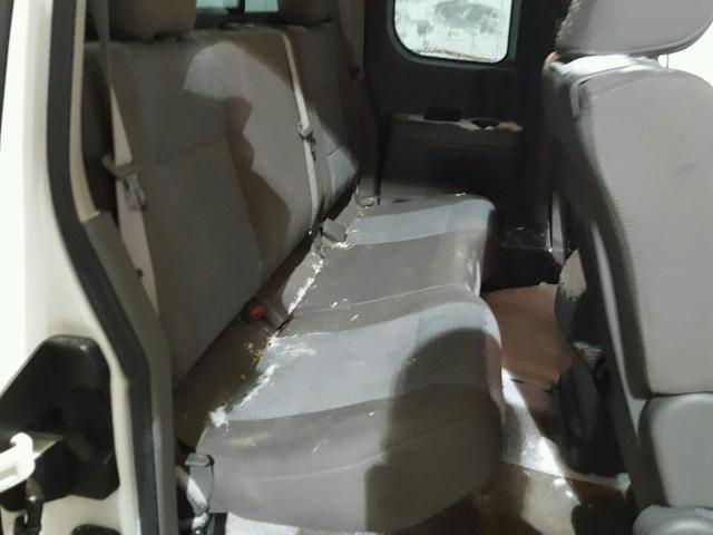 1N6BA06B95N532059 - 2005 NISSAN TITAN XE WHITE photo 5