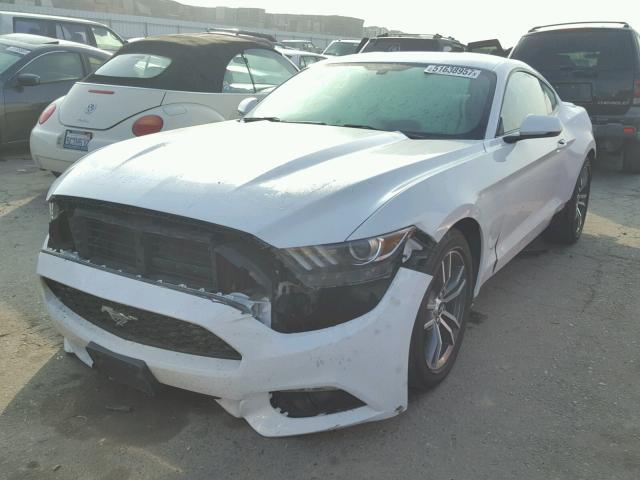 1FA6P8THXG5275903 - 2016 FORD MUSTANG WHITE photo 2