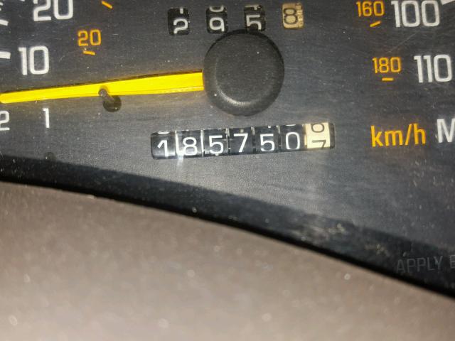 1G2WR1216YF303860 - 2000 PONTIAC GRAND PRIX RED photo 8