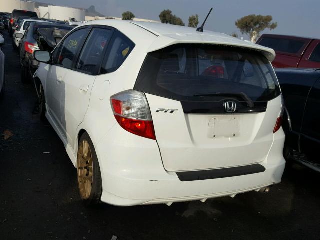 JHMGE8H40AS021165 - 2010 HONDA FIT SPORT WHITE photo 3