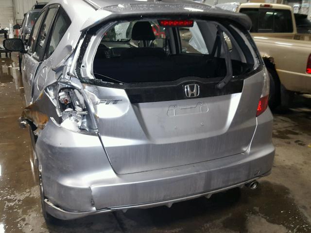 JHMGE8H51DC076358 - 2013 HONDA FIT SPORT WHITE photo 9