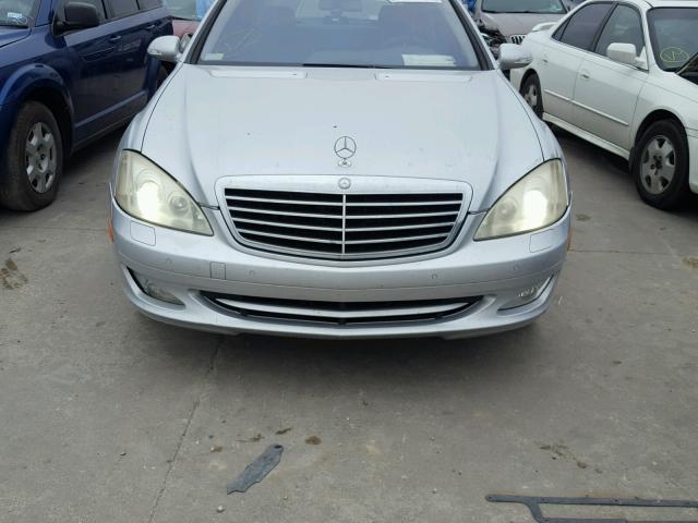 WDDNG71X58A184949 - 2008 MERCEDES-BENZ S 550 SILVER photo 9