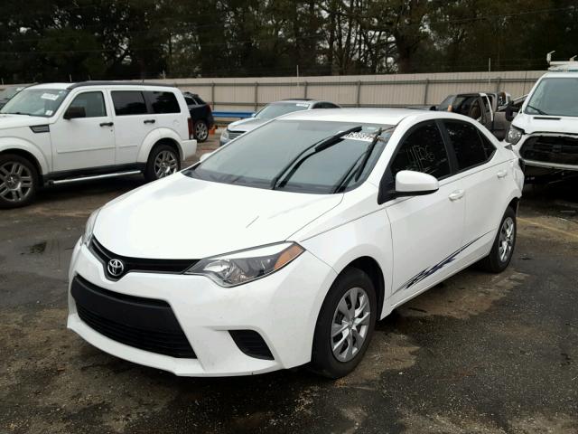 5YFBURHE3FP251840 - 2015 TOYOTA COROLLA L WHITE photo 2