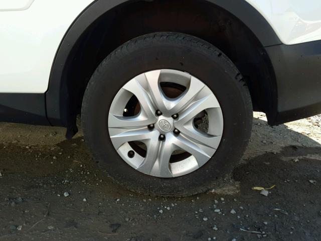 JTMZFREV2FJ042123 - 2015 TOYOTA RAV4 LE Ağ foto 9