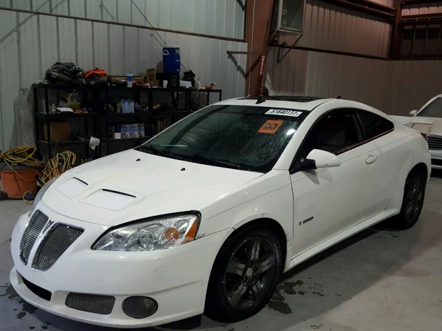 1G2ZM177484195906 - 2008 PONTIAC G6 GXP WHITE photo 2