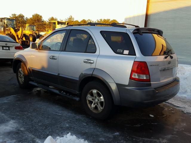 KNDJC733565553135 - 2006 KIA SORENTO EX SILVER photo 3