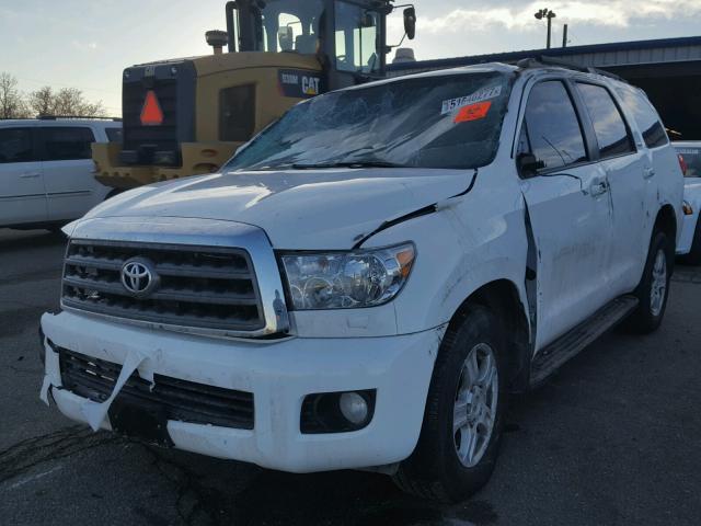 5TDBW5G19GS145001 - 2016 TOYOTA SEQUOIA SR WHITE photo 2