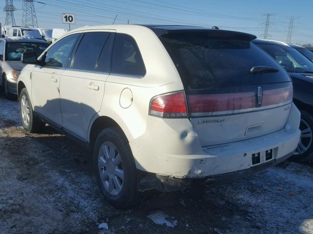 2LMDU68C18BJ32329 - 2008 LINCOLN MKX WHITE photo 3