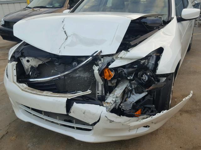 1HGCP36848A035283 - 2008 HONDA ACCORD EXL WHITE photo 9