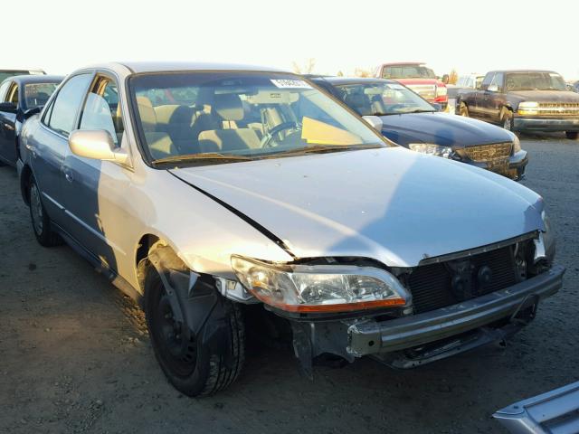 3HGCG66561G712297 - 2001 HONDA ACCORD LX SILVER photo 1