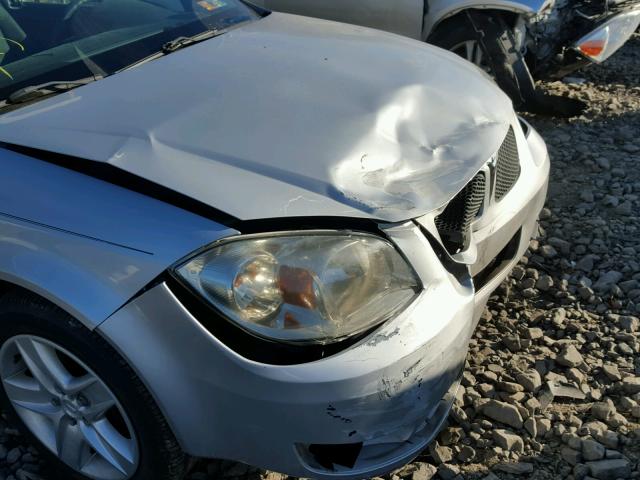 1G2AL15F577237314 - 2007 PONTIAC G5 SILVER photo 9