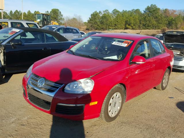 3VWGF71K87M143028 - 2007 VOLKSWAGEN JETTA RED photo 2