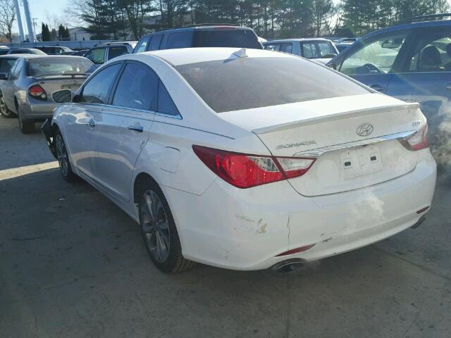 5NPEC4AB3DH741532 - 2013 HYUNDAI SONATA SE WHITE photo 3