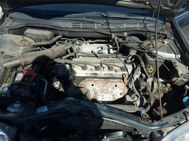 1HGCG5645YA156770 - 2000 HONDA ACCORD LX GREEN photo 7