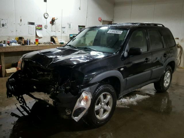 4F2YZ92Z76KM25222 - 2006 MAZDA TRIBUTE I BLACK photo 2