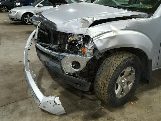 1N6AD07W19C402637 - 2009 NISSAN FRONTIER C SILVER photo 9