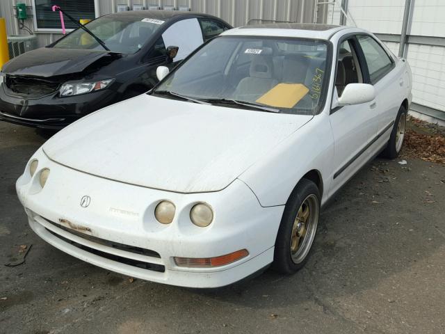 JH4DB7650SS010654 - 1995 ACURA INTEGRA LS WHITE photo 2