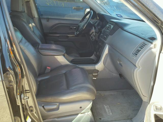 5FNYF18584B005638 - 2004 HONDA PILOT EXL BLACK photo 5