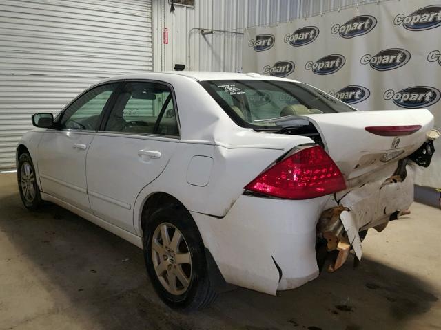 1HGCM56847A021077 - 2007 HONDA ACCORD EX WHITE photo 3