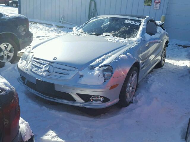 WDBSK71F27F128549 - 2007 MERCEDES-BENZ SL 550 SILVER photo 2