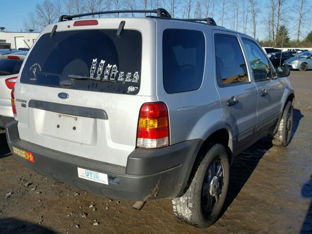 1FMYU03164KA86786 - 2004 FORD ESCAPE XLT SILVER photo 4