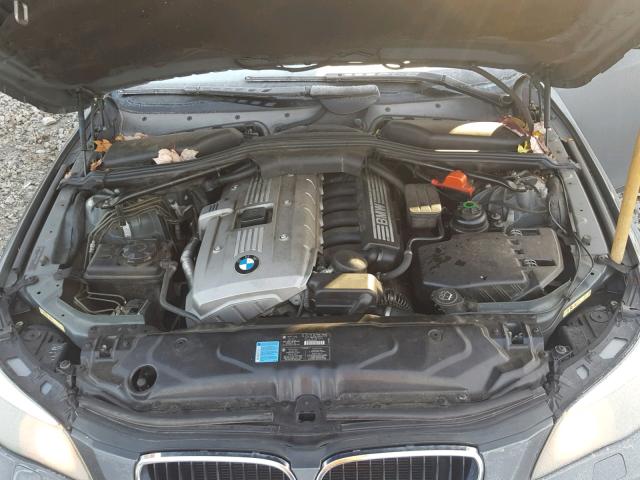WBANN73546CN00190 - 2006 BMW 530 XIT GRAY photo 7